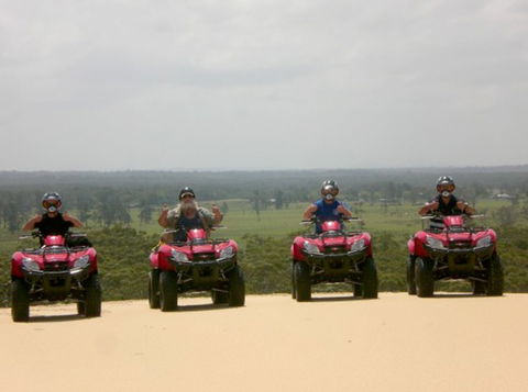 Aboriginal Tours And Sand Dune Adventures - Darwin Holiday 1