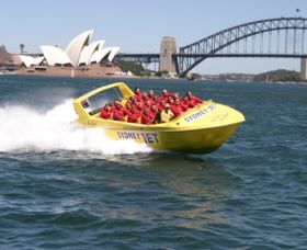 Sydney Jet - Darwin Holiday 0