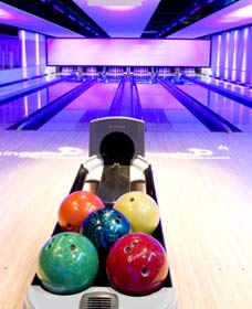 Kingpin Bowling Lounge - Darwin Holiday 0