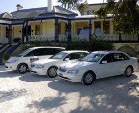 Highlands Chauffeured Hire Cars Tours - Darwin Holiday 0