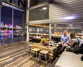 The Theatre Bar At The End Of The Wharf - Darwin Holiday 0