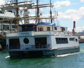 Rhythmboat Cruises - Darwin Holiday 1