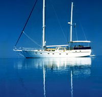 A Luxury Yacht on Sydney Harbour - Darwin Holiday