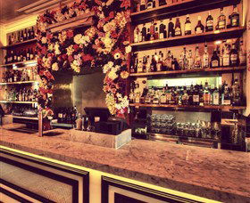 Crane Bar - Darwin Holiday 2