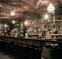 Button Bar - Darwin Holiday