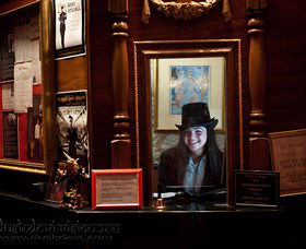 The Magicians Cabaret - Darwin Holiday 0