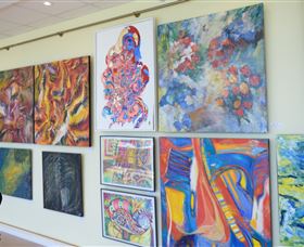 Skyfire Studio Art Gallery Tour - Darwin Holiday 1
