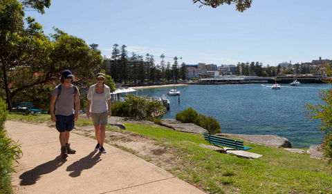 Manly Scenic Walkway - Darwin Holiday 0