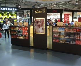 Lindt Chocolate Store Homebush - Darwin Holiday 0