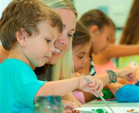 Hazelhurst Regional Gallery And Arts Centre - Darwin Holiday 0