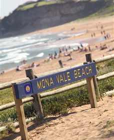 Mona Vale Beach - Darwin Holiday 0