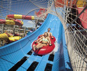 Wet 'n' Wild Sydney - Darwin Holiday 0