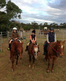 Sydney Trail Riding Centre - Darwin Holiday 2