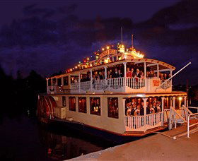 Nepean Belle Paddlewheeler - Darwin Holiday 4