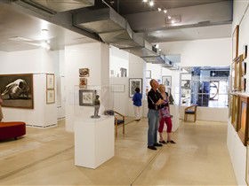 Bay Discovery Centre Museum - Darwin Holiday 2