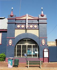 Radio Picture Theatre - Darwin Holiday 0