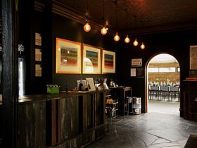 Maximilian's Restaurant And Sidewood Estate Cellar Door - Darwin Holiday 1