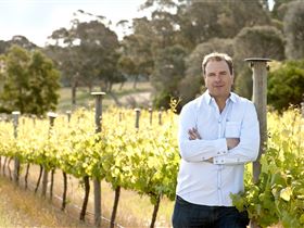 Mr. Riggs - Darwin Holiday 1