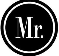 Mr. Riggs - Darwin Holiday