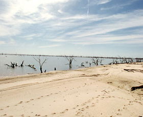 Lake Victoria - Darwin Holiday 1