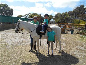 Animal Farm Goolwa - Darwin Holiday 2