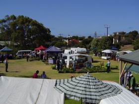 Port Elliot Market - Darwin Holiday 0