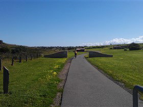 Encounter Bikeway - Darwin Holiday 0