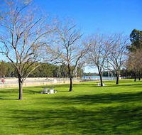 Lock 10 and Weir - Darwin Holiday