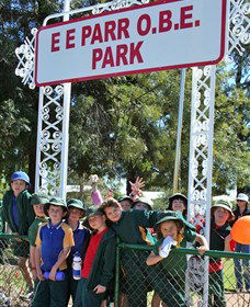 EE Parr O.B.E. Park - Darwin Holiday 1