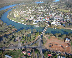 Darling And Murray River Junction And Viewing Tower - Darwin Holiday 3