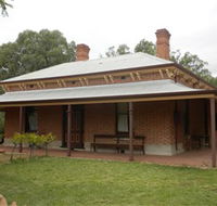 Rendelsham known as the Nunnery - Darwin Holiday