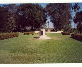 Adelaide River War Cemetery - Darwin Holiday 3