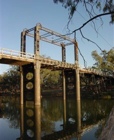 The Historic Barwon Bridge - Darwin Holiday 0