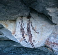 Gyorn Gyorn Bradshaw Paintings - Darwin Holiday