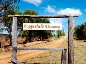 Copperfield Store, Chimney And Cemetery - Darwin Holiday 2