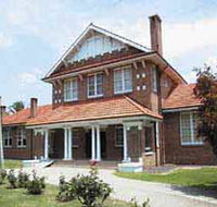 Hay War Memorial High School Museum - Darwin Holiday