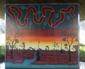 Hay Nature Walk - Darwin Holiday 0