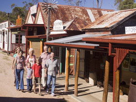 Historic Village Herberton - Darwin Holiday 0