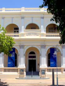 Perc Tucker Regional Gallery - Darwin Holiday 0