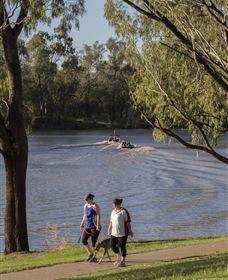 St George Riverbank Walkway - Darwin Holiday 0