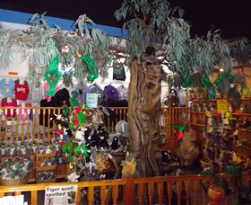 Halls Gap Newsagency And Gifts - Darwin Holiday 0