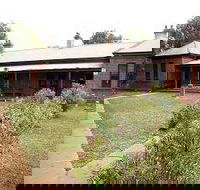 Museum Under the Bridge - Darwin Holiday