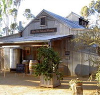 The Old School Winery and Pottery - Darwin Holiday