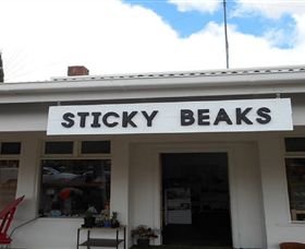 Sticky Beaks Craft Co-Operative Of Avoca - Darwin Holiday 0