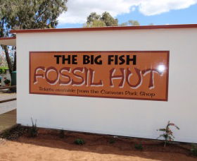 Big Fish Fossil Hut At Peak Hill - Darwin Holiday 0