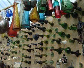 Aladdins Cave Bottlehouse - Darwin Holiday 1