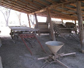 Savernake Day Tours - Darwin Holiday 6