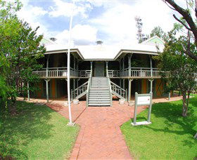 Moree Lands Office Historical Building - Darwin Holiday 0