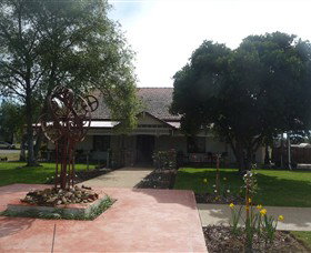 Rich Glen Olives - Darwin Holiday 3