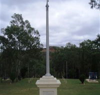 The Coronation Lamp Memorial - Darwin Holiday